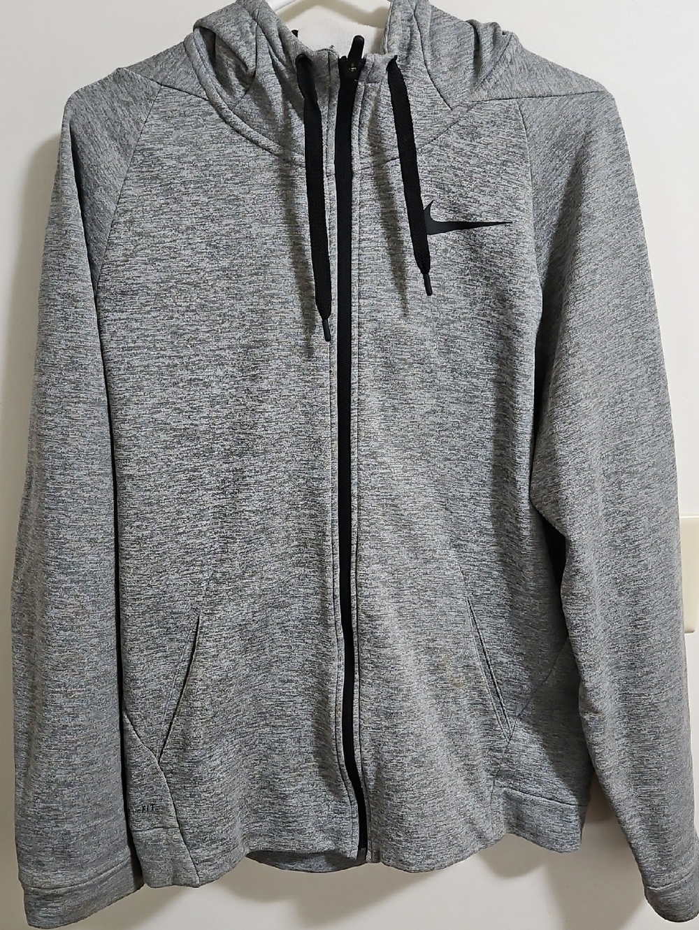 Nike Men’s Heather Gray Full-Zip Hooded Sweatshirt with Black Accents